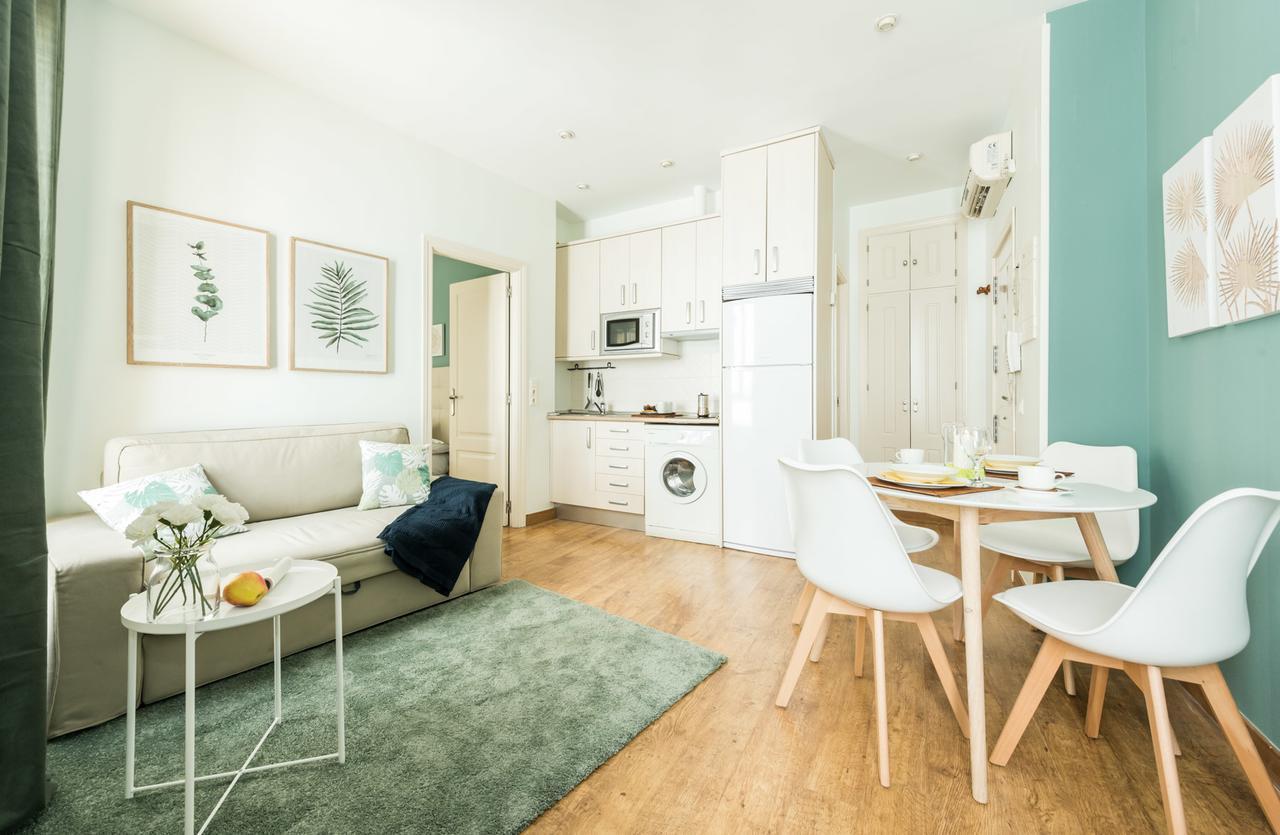 Apartament Gran Via I Santa Ana Madryt Zewnętrze zdjęcie