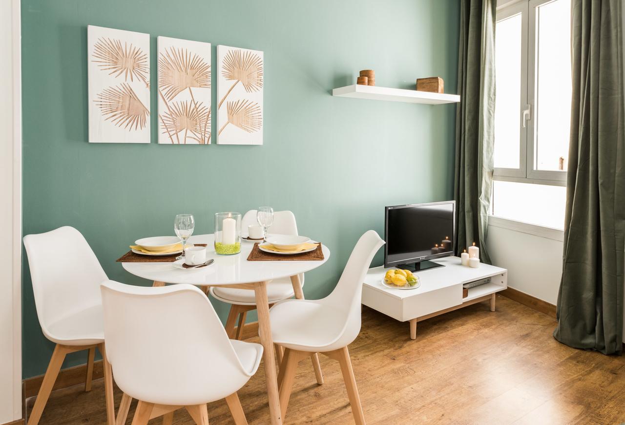 Apartament Gran Via I Santa Ana Madryt Zewnętrze zdjęcie