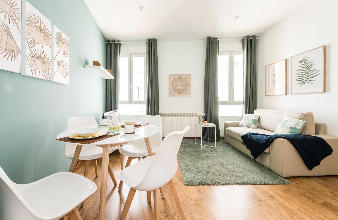 Apartament Gran Via I Santa Ana Madryt Zewnętrze zdjęcie
