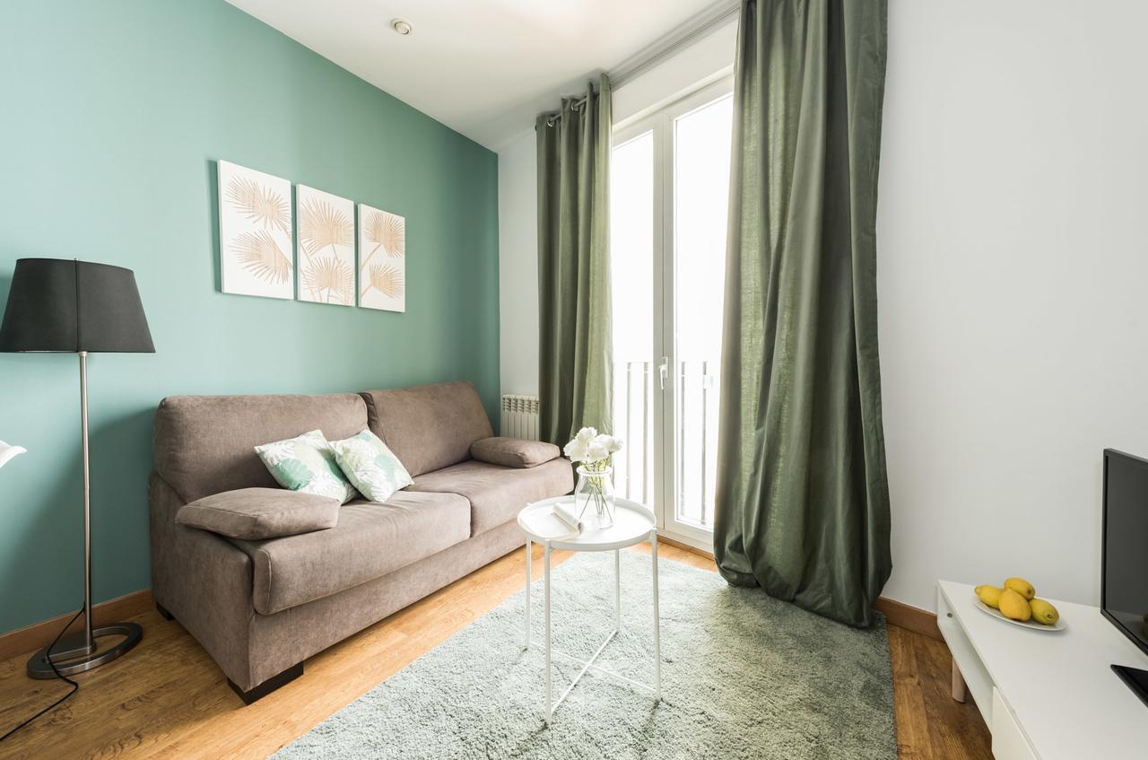 Apartament Gran Via I Santa Ana Madryt Zewnętrze zdjęcie