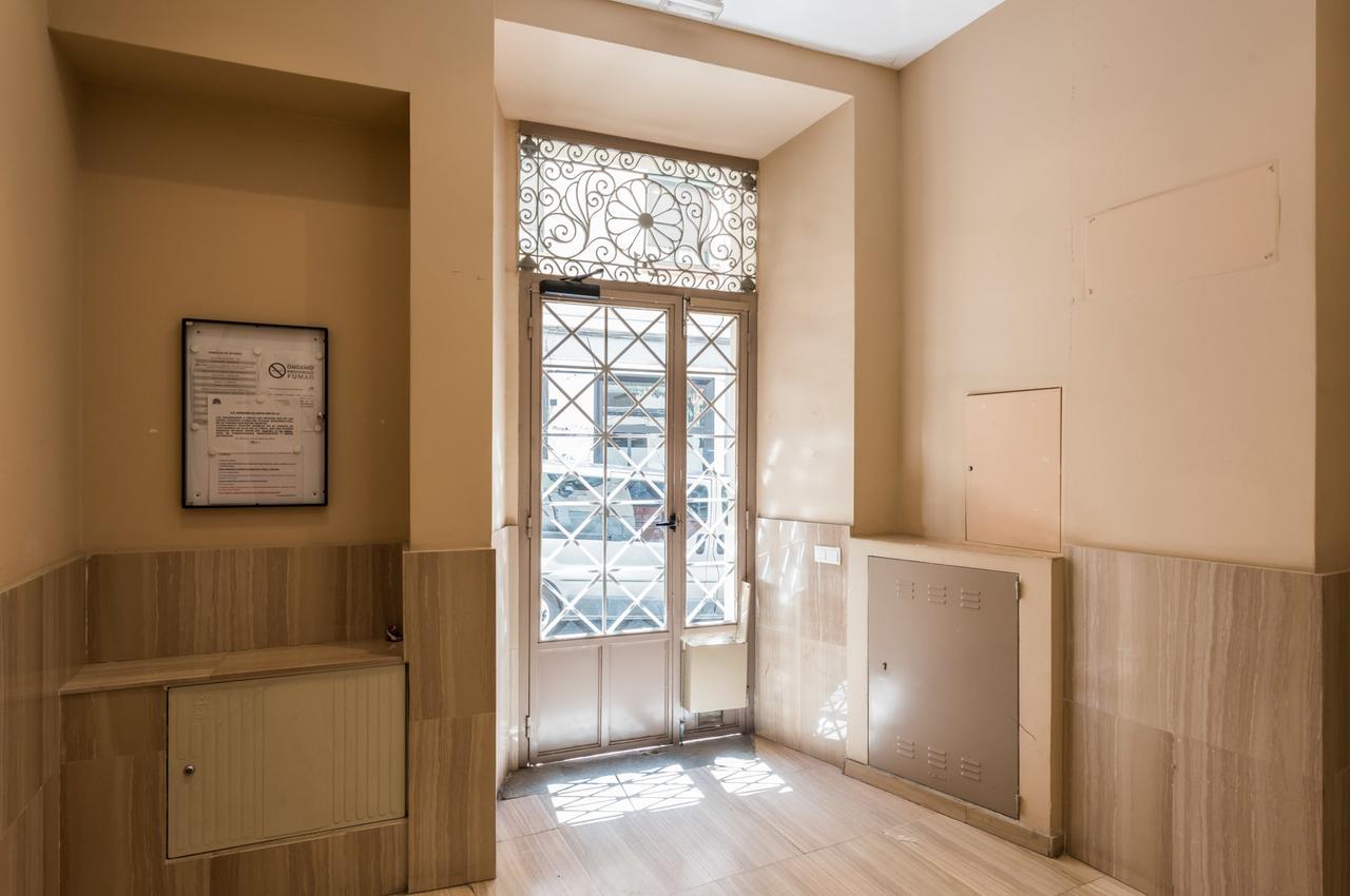 Apartament Gran Via I Santa Ana Madryt Zewnętrze zdjęcie