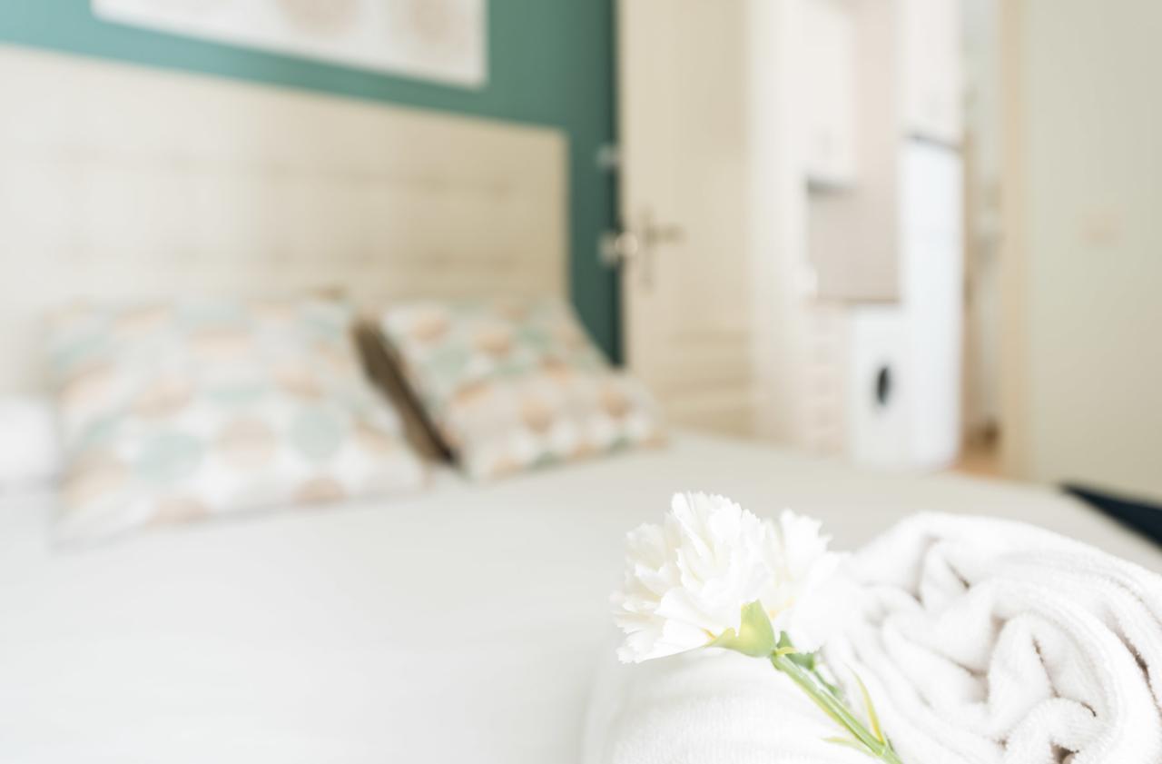 Apartament Gran Via I Santa Ana Madryt Zewnętrze zdjęcie